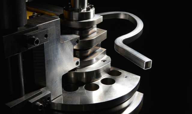 What Is a Pipe Bending Machine? How to Choose the Right One for Your Needs!